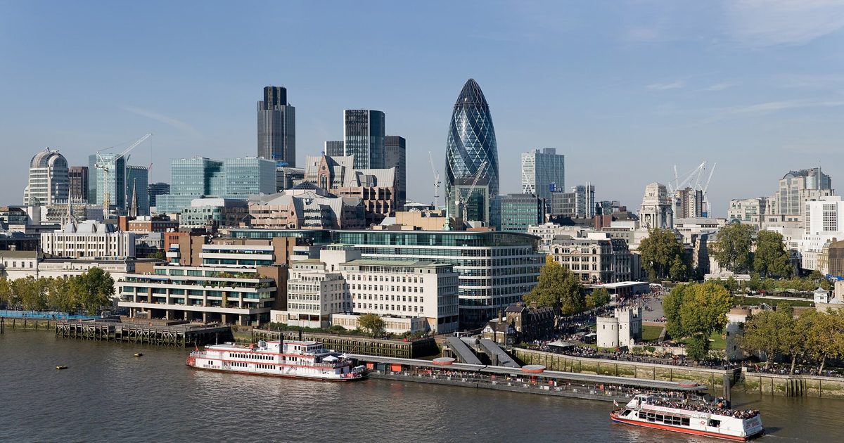 Google Cloud's London Zone Fails, Knocking Out Revolut and Disrupting UK Banks and Royal Mail Services